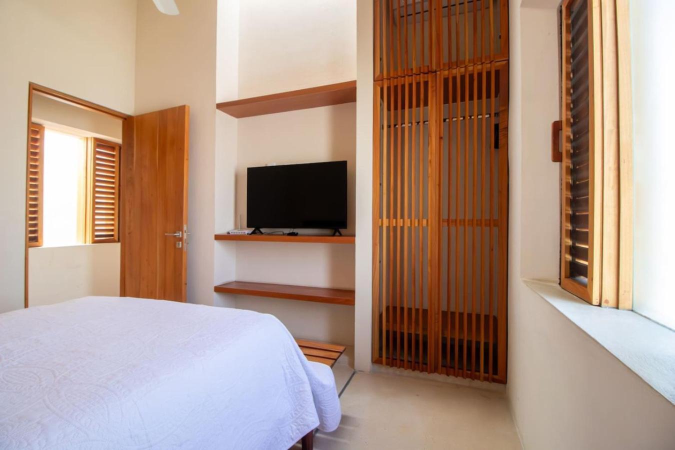Сasa de vacaciones Casa Xma'al By Kanaa - Colonial Retreat With An Outdoor Pool In